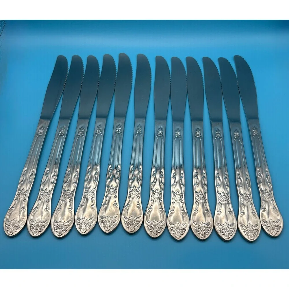 Oneida Venus Dinner Knives Set of 12 Stainless Steel Floral Silverware Vintage